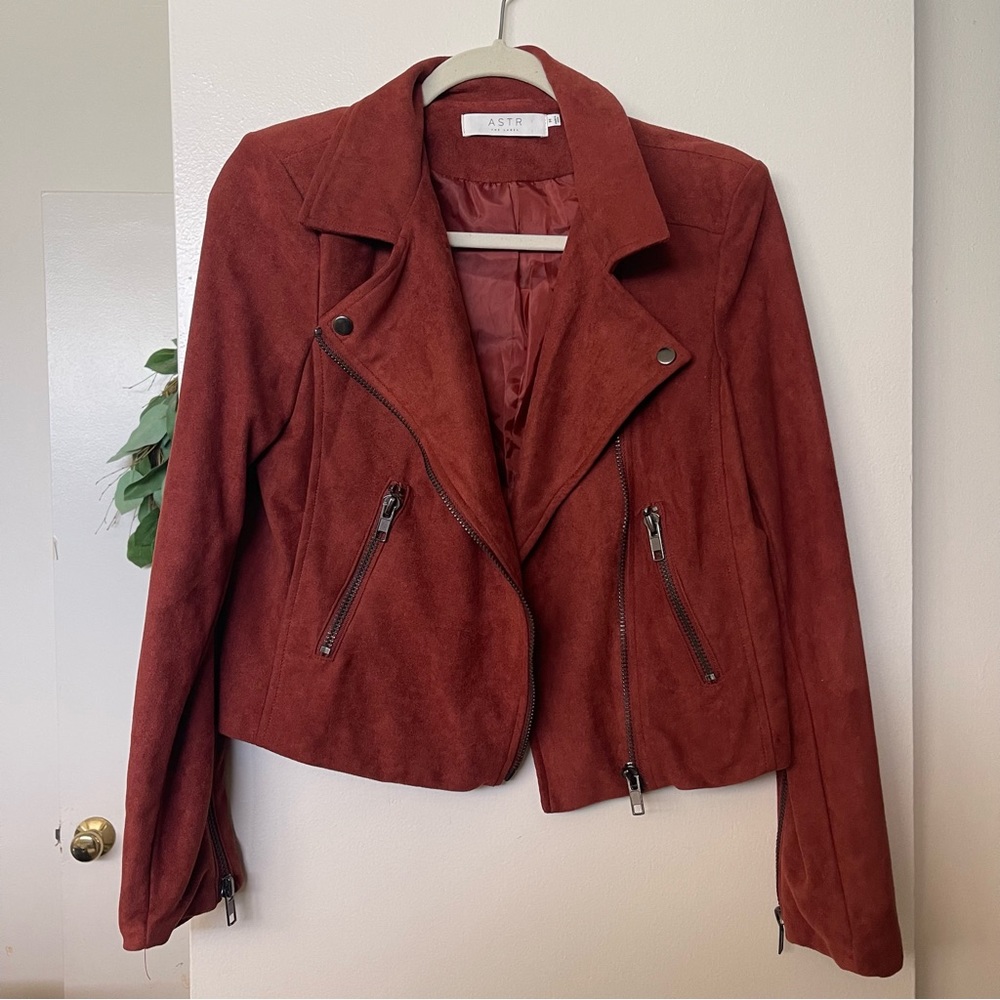 ASTR the label faux suede moto jacket